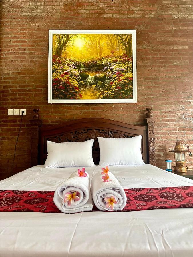 Mangir Homestay Баньюванги Экстерьер фото