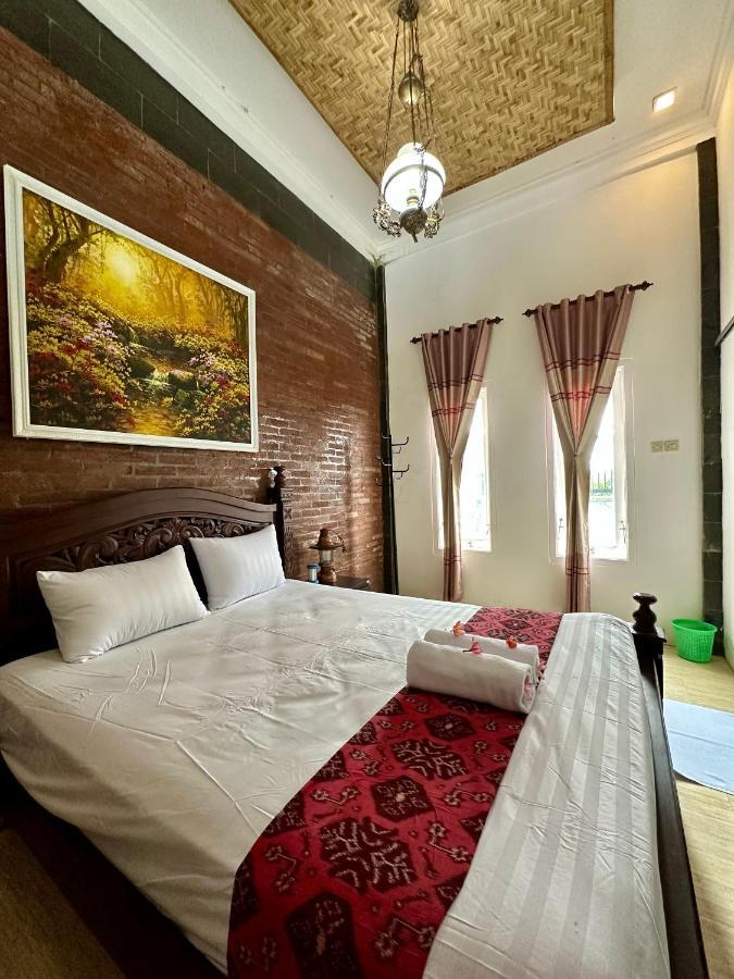 Mangir Homestay Баньюванги Экстерьер фото