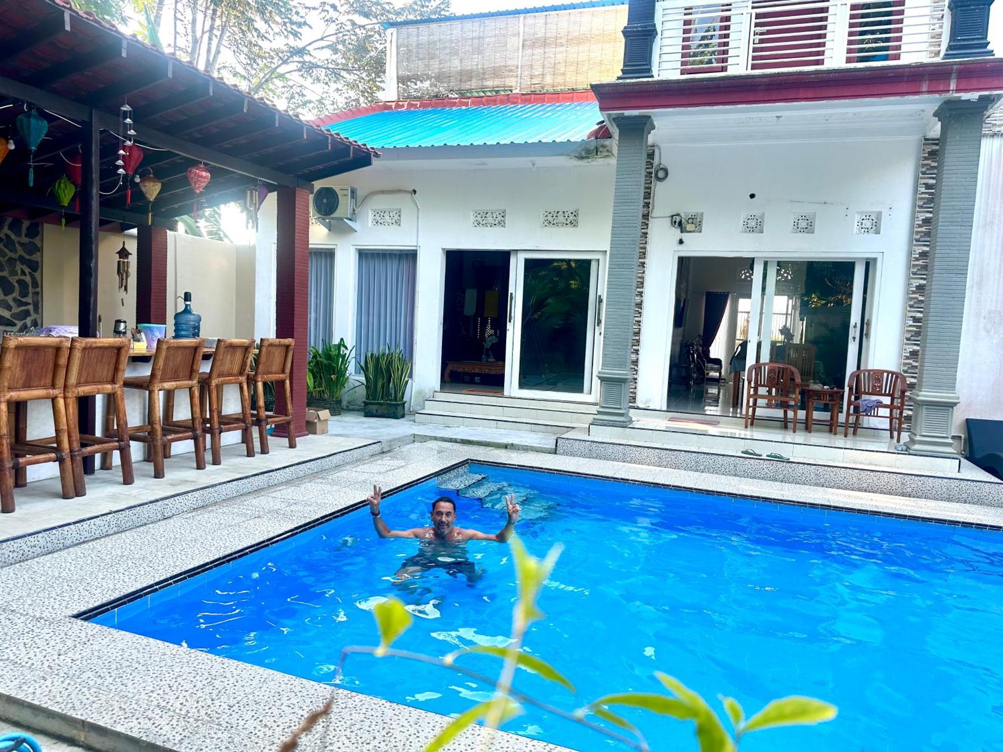 Mangir Homestay Баньюванги Экстерьер фото